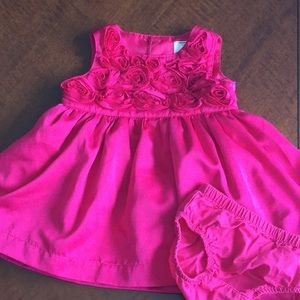 Baby girl bright pink dress/bloomer 🌺
